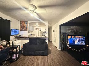 857 E 52nd Place, Los Angeles CA 90011