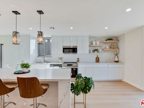 100 S Doheny Drive 705, Los Angeles CA 90048