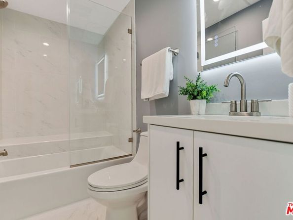 100 S Doheny Drive 705, Los Angeles CA 90048