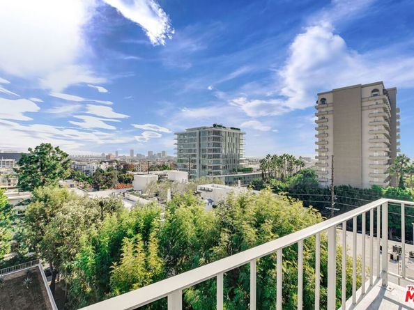 100 S Doheny Drive 705, Los Angeles CA 90048