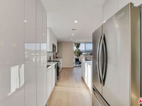 100 S Doheny Drive 705, Los Angeles CA 90048