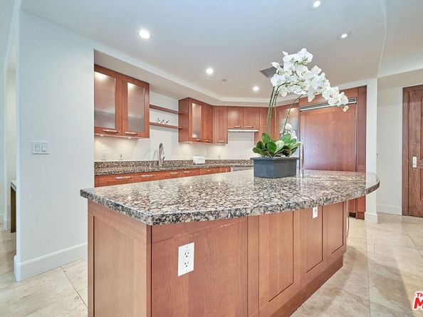 5072 Scholarship 505D, Irvine CA 92612