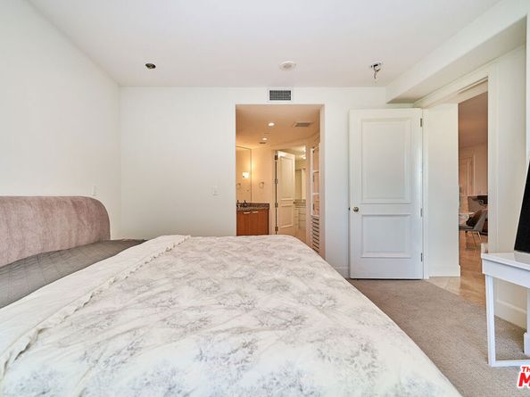 5072 Scholarship 505D, Irvine CA 92612