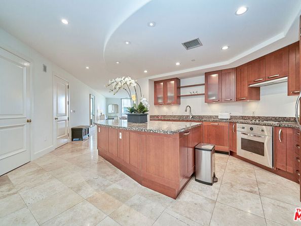 5072 Scholarship 505D, Irvine CA 92612