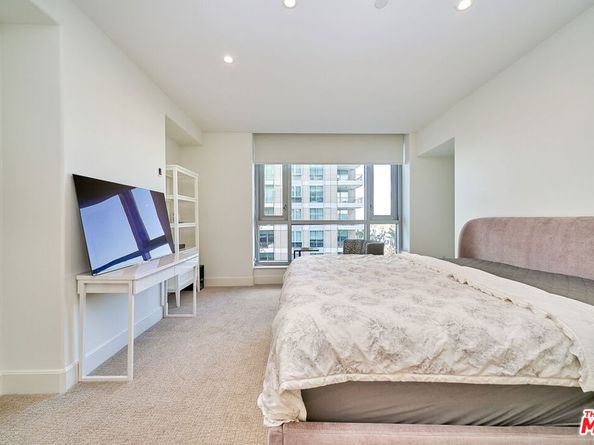 5072 Scholarship 505D, Irvine CA 92612