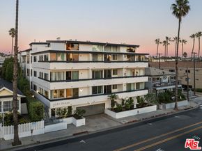 2221 Ocean Avenue 101, Santa Monica CA 90405