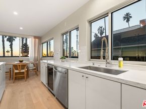 2221 Ocean Avenue 101, Santa Monica CA 90405