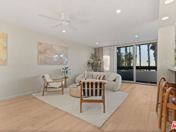 2221 Ocean Avenue 101, Santa Monica CA 90405