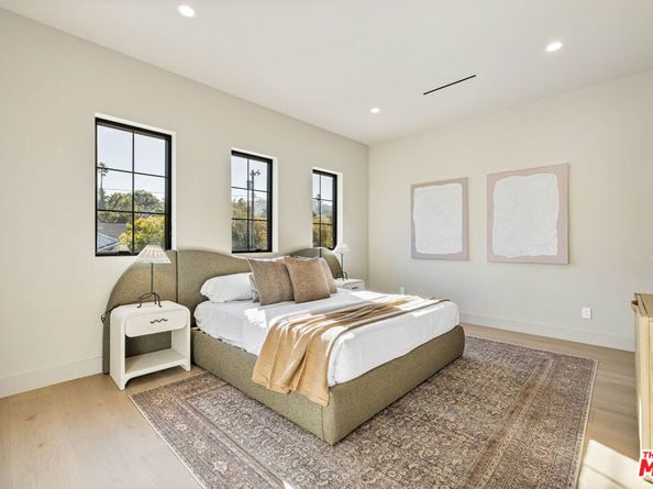 14273 Greenleaf Street, Sherman Oaks CA 91423