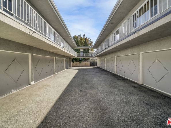 18216 Kingsdale Avenue, Redondo Beach CA 90278