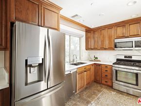 272 N Chester Avenue 101, Pasadena CA 91106