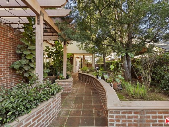 272 N Chester Avenue 101, Pasadena CA 91106