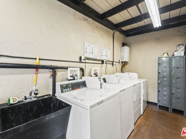 7915 Norton Avenue 1/8, West Hollywood CA 90046