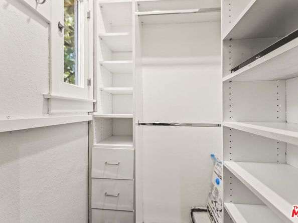 7915 Norton Avenue 1/8, West Hollywood CA 90046