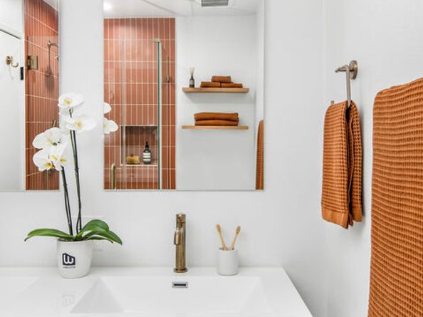 4275 Via Arbolada 203, Los Angeles CA 90042