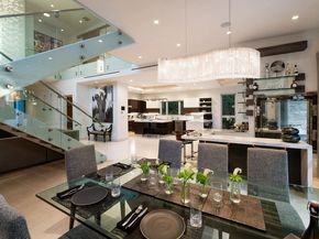 633 N Laurel Avenue, Los Angeles CA 90048