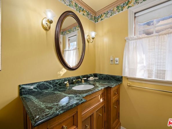 11324 Sunset Boulevard, Los Angeles CA 90049