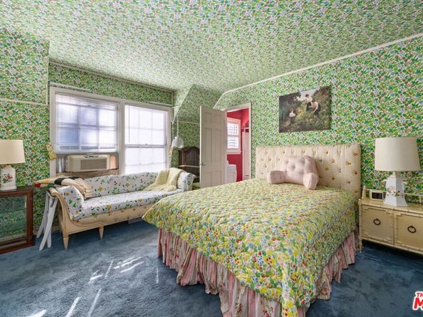 11324 Sunset Boulevard, Los Angeles CA 90049