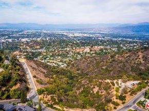 8545 Charl Lane, Los Angeles CA 90046