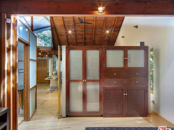 10335 Oletha Lane, Los Angeles CA 90077