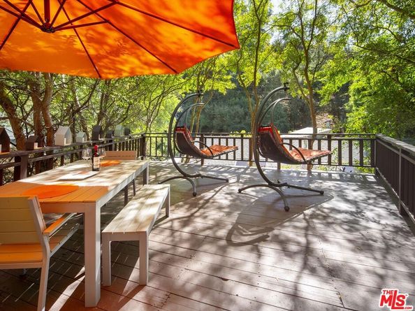 10335 Oletha Lane, Los Angeles CA 90077