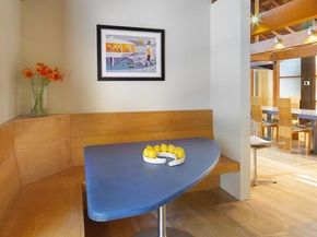 10335 Oletha Lane, Los Angeles CA 90077