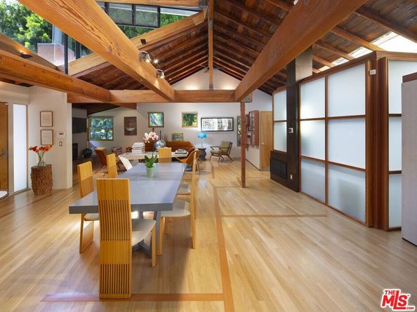 10335 Oletha Lane, Los Angeles CA 90077