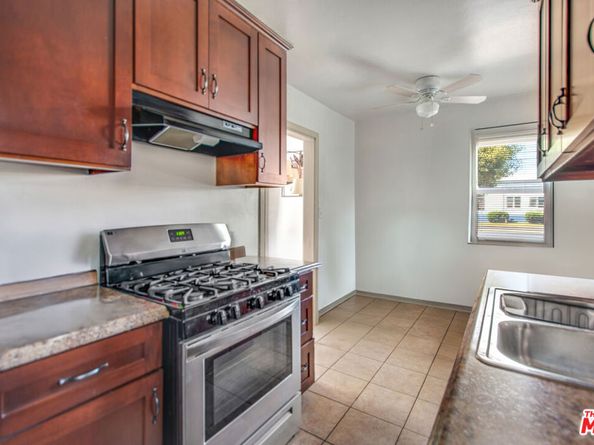 1118 Marlborough Avenue, Inglewood CA 90302