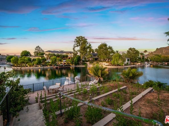 10061 Valley Spring Lane, Toluca Lake CA 91602