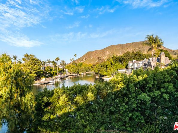 10061 Valley Spring Lane, Toluca Lake CA 91602