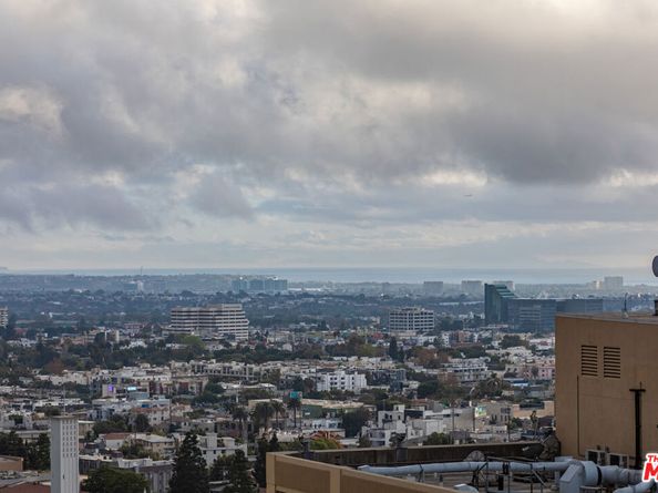 10727 Wilshire Boulevard 1805, Los Angeles CA 90024