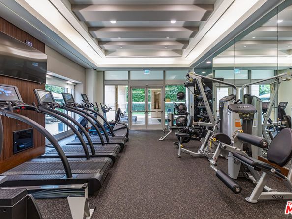 10727 Wilshire Boulevard 1805, Los Angeles CA 90024