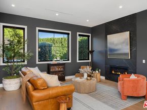 5003 Mammoth Avenue, Sherman Oaks CA 91423
