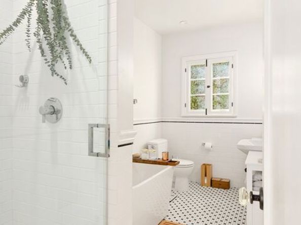 6502 Commodore Sloat Drive, Los Angeles CA 90048