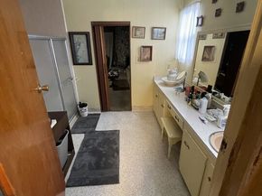 2934 Hillcrest Drive, Los Angeles CA 90016
