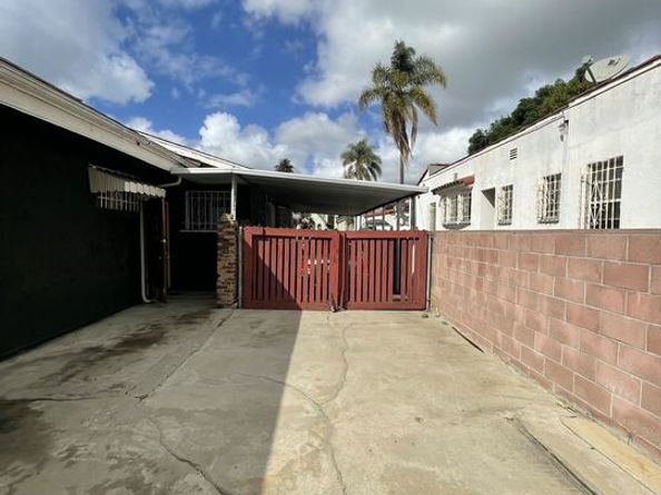 2934 Hillcrest Drive, Los Angeles CA 90016