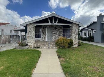 2934 Hillcrest Drive