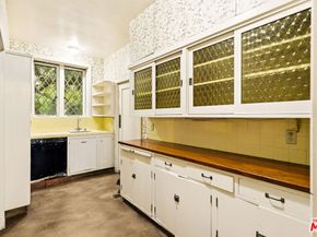 1660 La Vista Place, Pasadena CA 91103