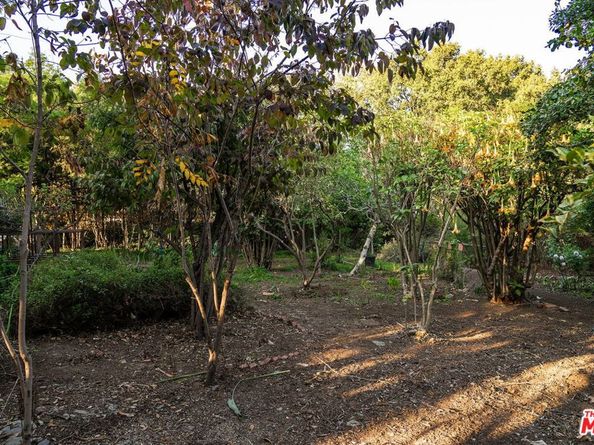 1660 La Vista Place, Pasadena CA 91103