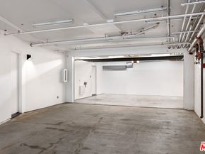 1927 18th Street C, Santa Monica CA 90404