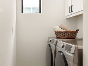 1927 18th Street C, Santa Monica CA 90404