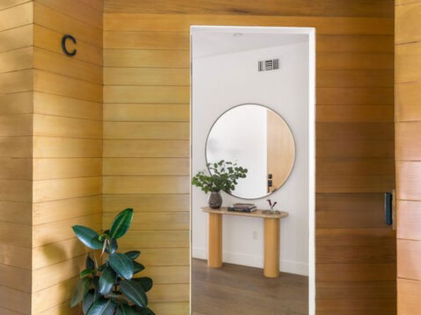 1927 18th Street C, Santa Monica CA 90404