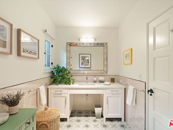 705 Palisades Beach Road, Santa Monica CA 90402