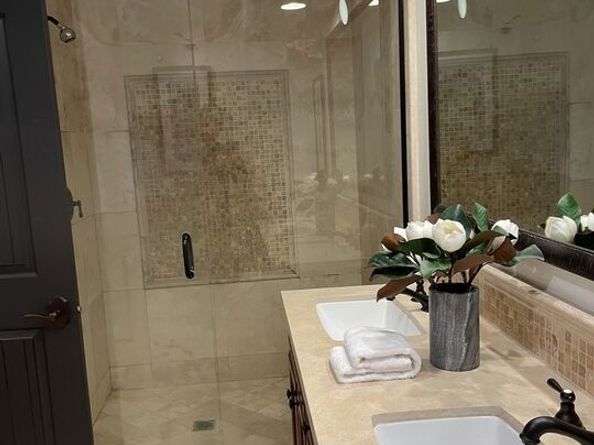 1215 Armacost Avenue 302, Los Angeles CA 90025