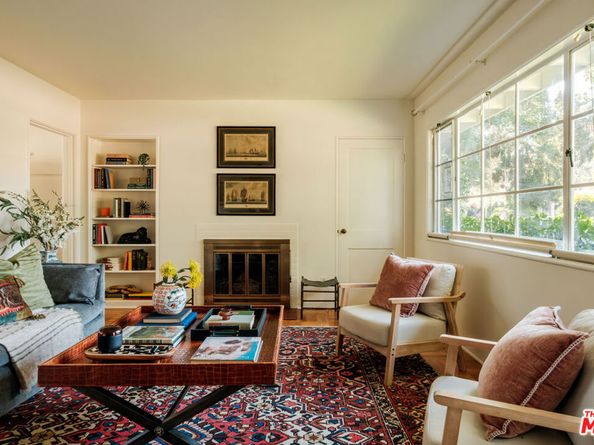 5273 Village, Los Angeles CA 90016