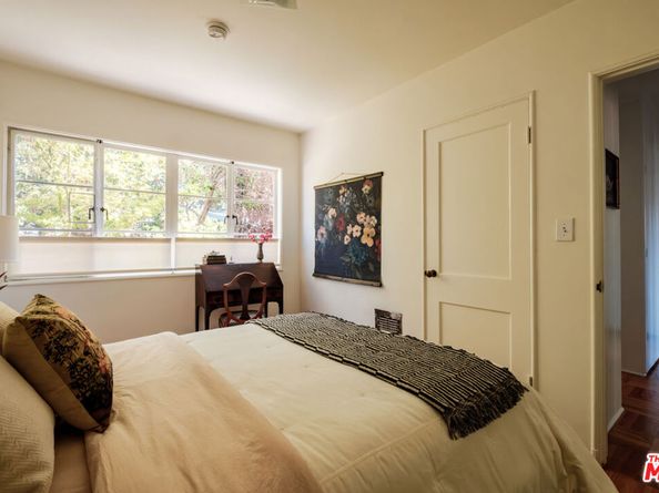 5273 Village, Los Angeles CA 90016