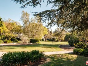 5273 Village, Los Angeles CA 90016