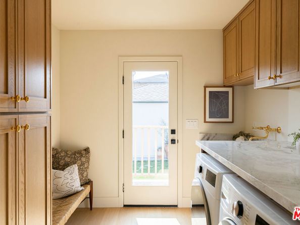 328 W Hillsdale Street, Los Angeles CA 90302