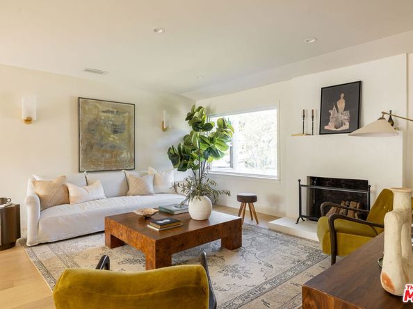 328 W Hillsdale Street, Los Angeles CA 90302