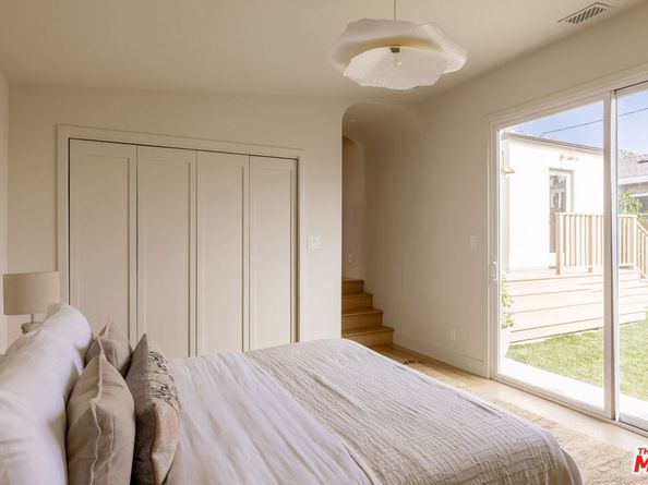 328 W Hillsdale Street, Los Angeles CA 90302